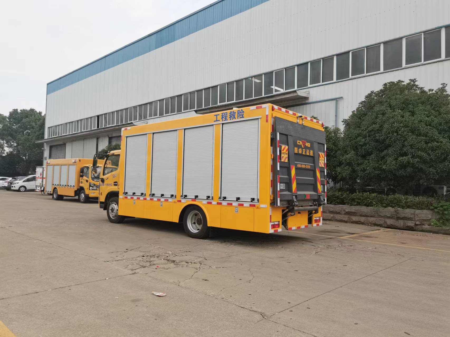 東風(fēng)多利卡D7 2000方排水車(便攜)