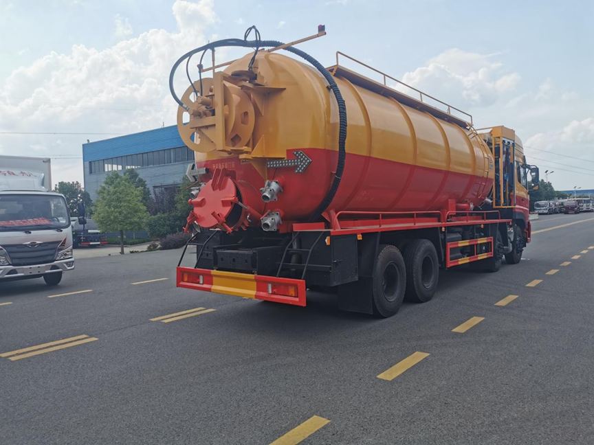 東風天龍前四后八輪清洗吸污車