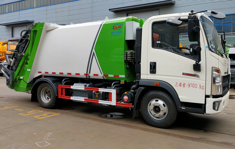 豪沃悍將7方壓縮垃圾車(chē)