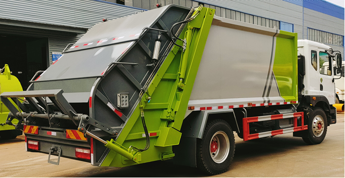 東風D9,13方壓縮垃圾車產品